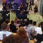 Profa Claudia Lozada recebe homenagem pelo seu trabalho na área de Educação e Tecnologia