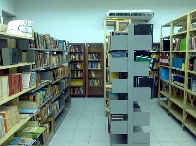 Biblioteca Setorial - Instituto de Matemática [06]